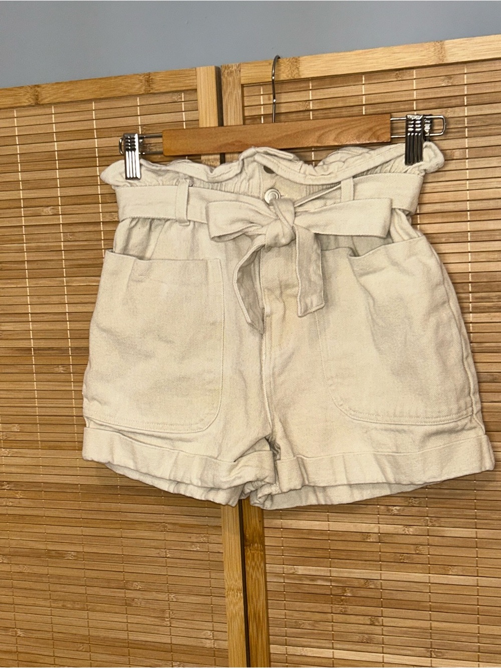 khaki paper bag shorts tie-front belt large patch pockets XS woman’s
